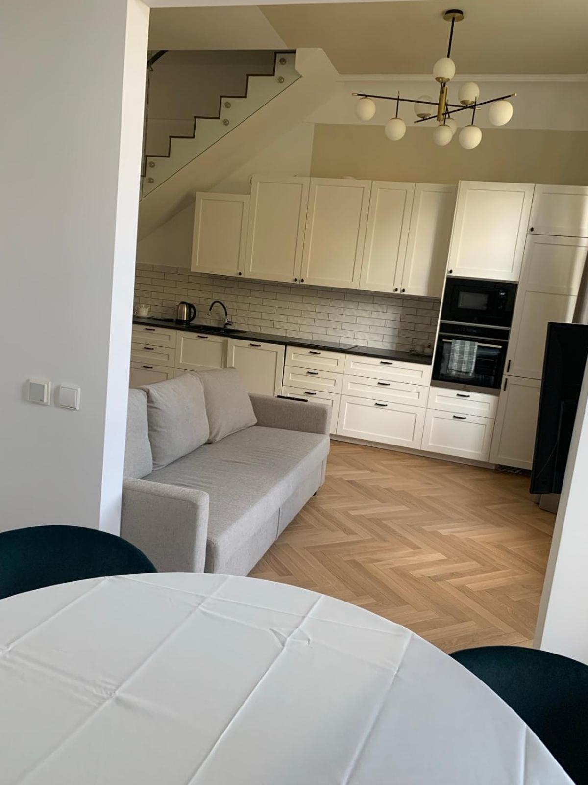 Kaunas Embassy Apartments ภายนอก รูปภาพ