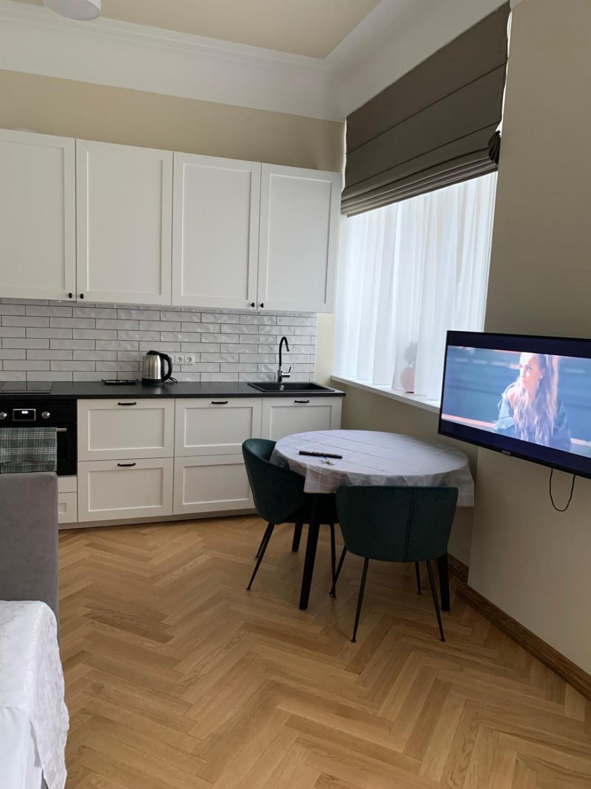 Kaunas Embassy Apartments ภายนอก รูปภาพ