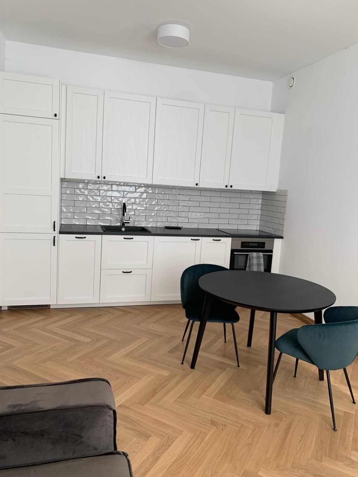 Kaunas Embassy Apartments ภายนอก รูปภาพ